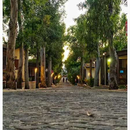 Villaggio Leucosia Resort